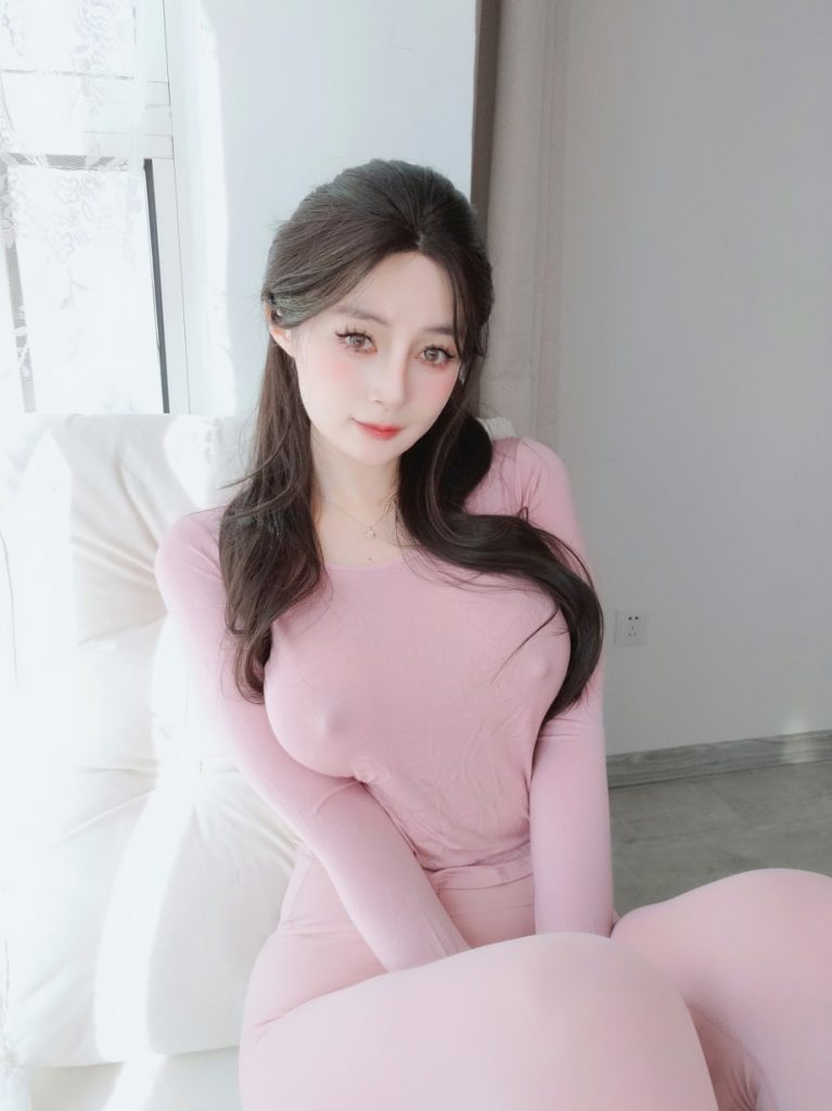 图片[1]-白银81 – [Fantia] 24年8月会员合集（17套）98P10V-1.59GB]-蜜桃啵啵