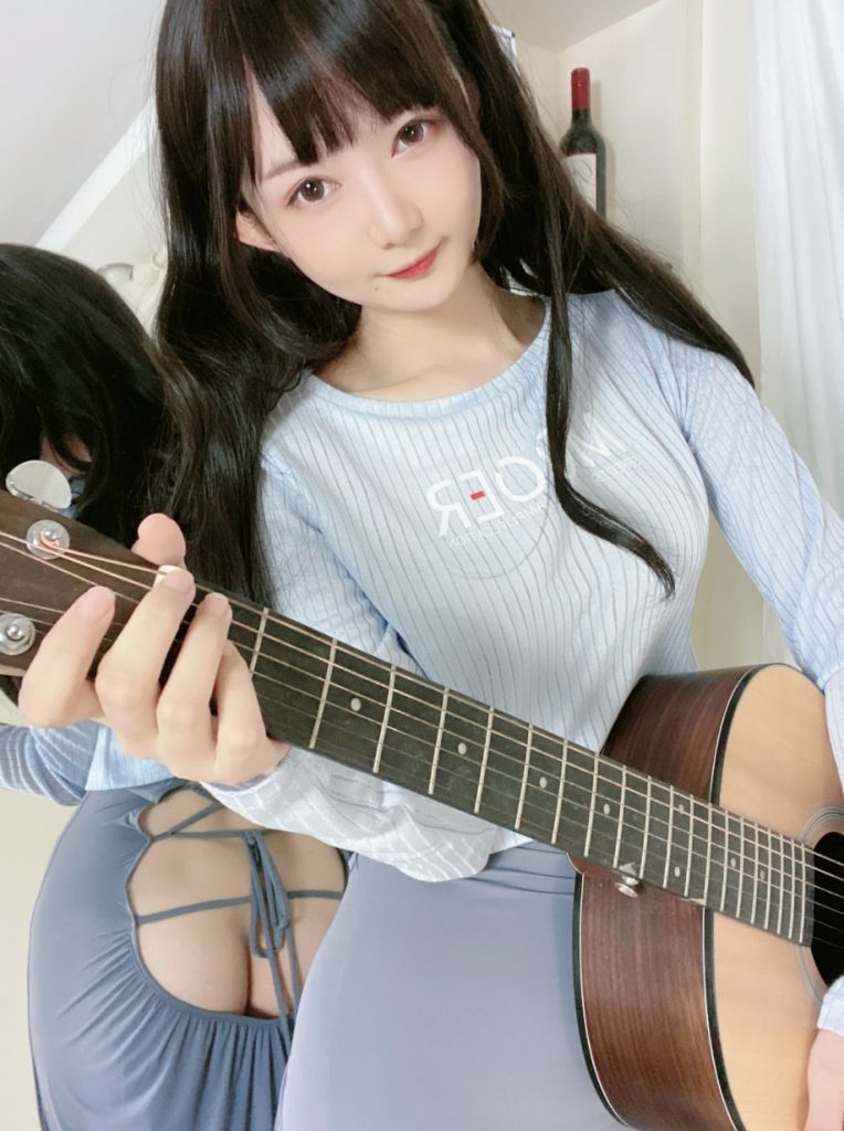 51酱 – NO.13 吉他妹妹 [25P3V-134MB]-蜜桃啵啵