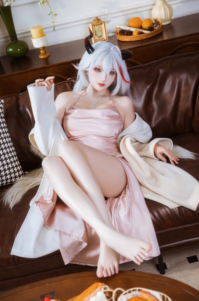 瓜希酱 NO.102 碧蓝航线-埃吉尔睡衣[20P-69MB]-蜜桃啵啵