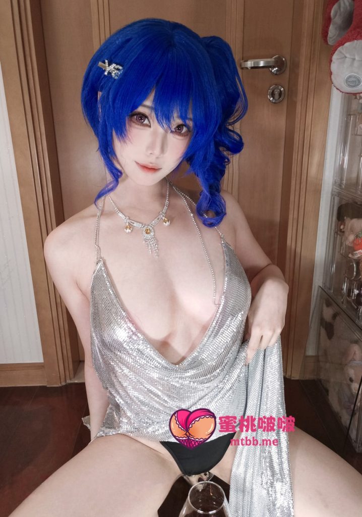 图片[2]-蜜汁猫裘 NO.123 碧蓝航线 圣路易斯礼服自拍 [16P1V-1.23GB]VIP-蜜桃啵啵
