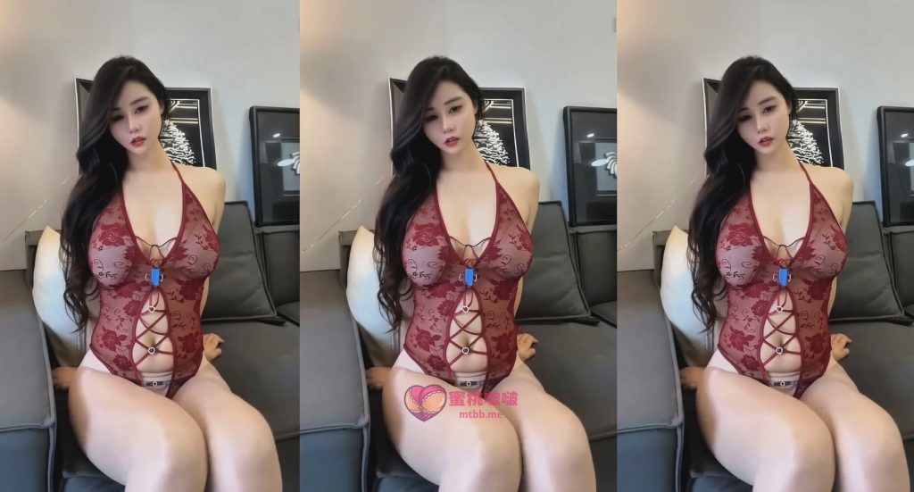 【自】抖音-多吃生菜-付费定制 150W粉丰满丝袜御姐 情趣内衣私拍福利[8V-1.01GB]-蜜桃啵啵