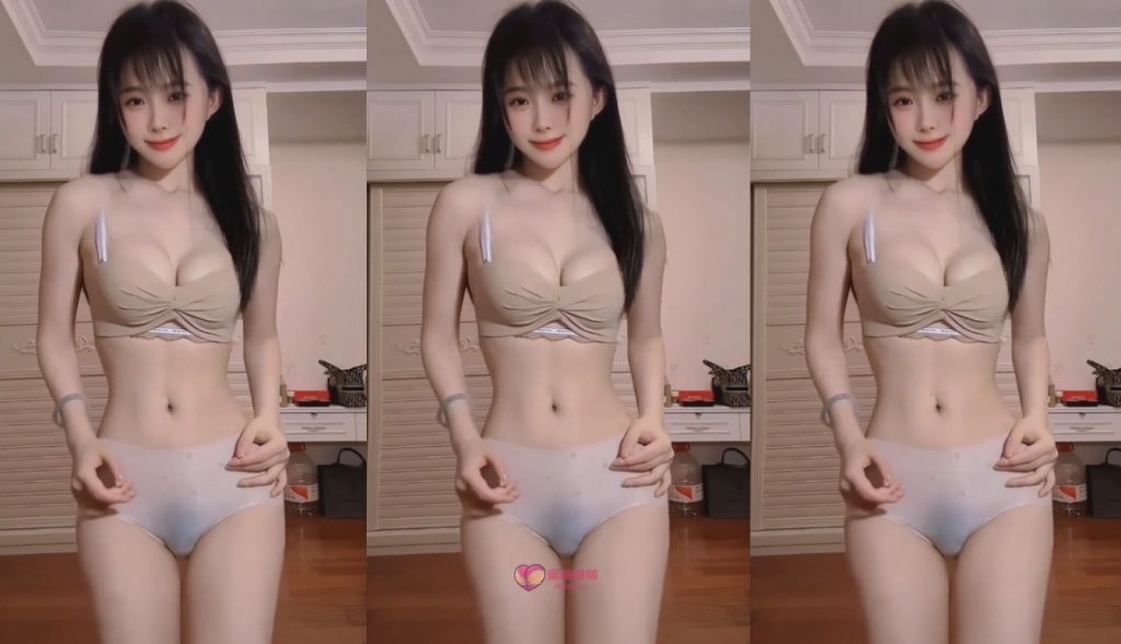 【舞】抖音-财神爷心尖尖-网红小美女 情趣透毛福利定制[5V-519MB]-蜜桃啵啵